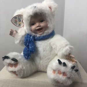 Cuddle Kids Plush Bear Porcelain Face Hands 9" 2002 Polar Pete Eyelashes New Tag